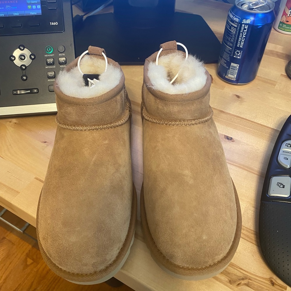 Ugg Ultra Mini boots never worn
